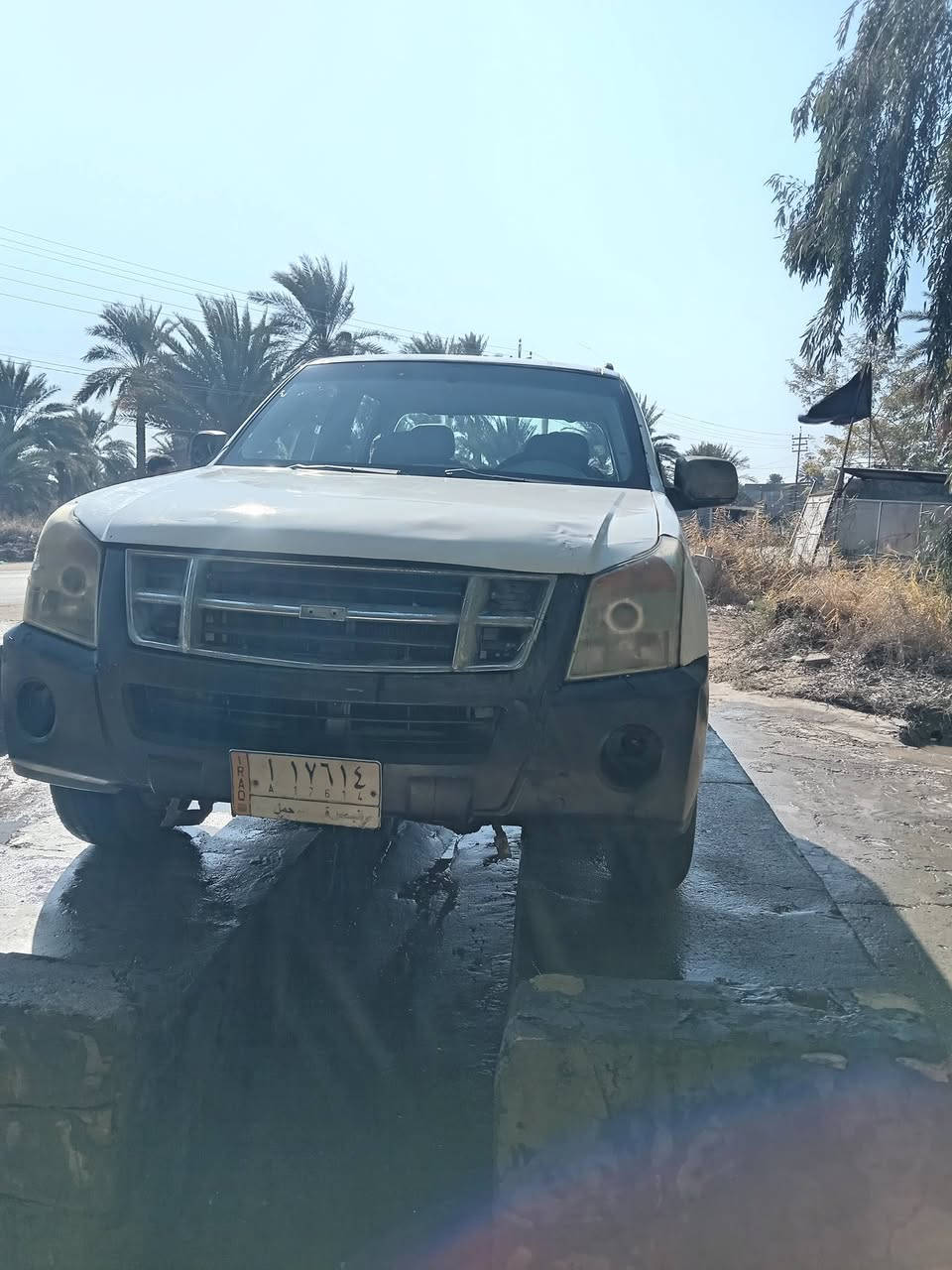 السلام عليكم بيكب جنبي موديل 2012رقم بصره سعرها مناسب ب 35 وبيها مجال موجوده بلحله او مراوس بسياره صالون تلفون 
***********
