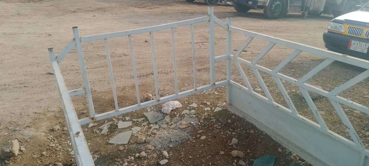 للبيع الاستفسار رقم ***********
