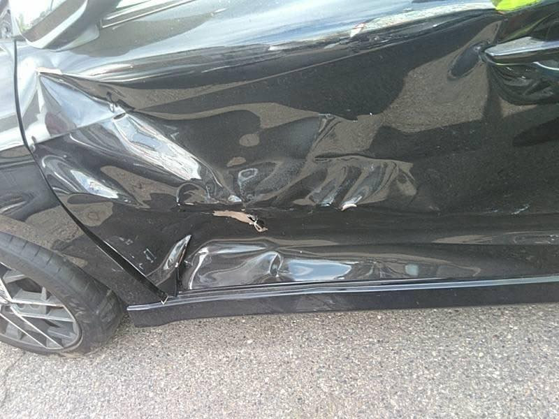 السلام عليكم 
النترا تيربو سبورت موديل 2020مواصفات فول سماعات انفنتي كشنات جلد سلايت كشن جلد شفتات
ماشيه 59 مكينه مامفتوحه وكير شرط دبل اكلج
السعر 145 بيها مجال بسيط 
ضرر باب امبدل جاملغ صبغ بدون دواخل يعني قطعتين بيها حالوب جم وحده بل سكف
***********
***********
