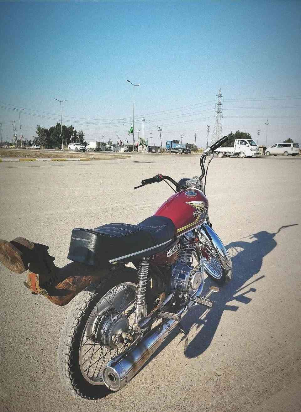 سلام عليكم دراجه نامه شلامجه شاصي 18 مال نامه بوري رفيع تعميره 21 مكينه تخبل شعله و معدل و شرط دك فصله ساعه دراجه حلو و مرتبه مال جناي مكفوله من كلشي اوراق اصولي حتى منفيس مال ايران بيه سعر 600 وبيه مجال مكاني الصويره منطقة التنميه رقم *********** متواجد واتساب
