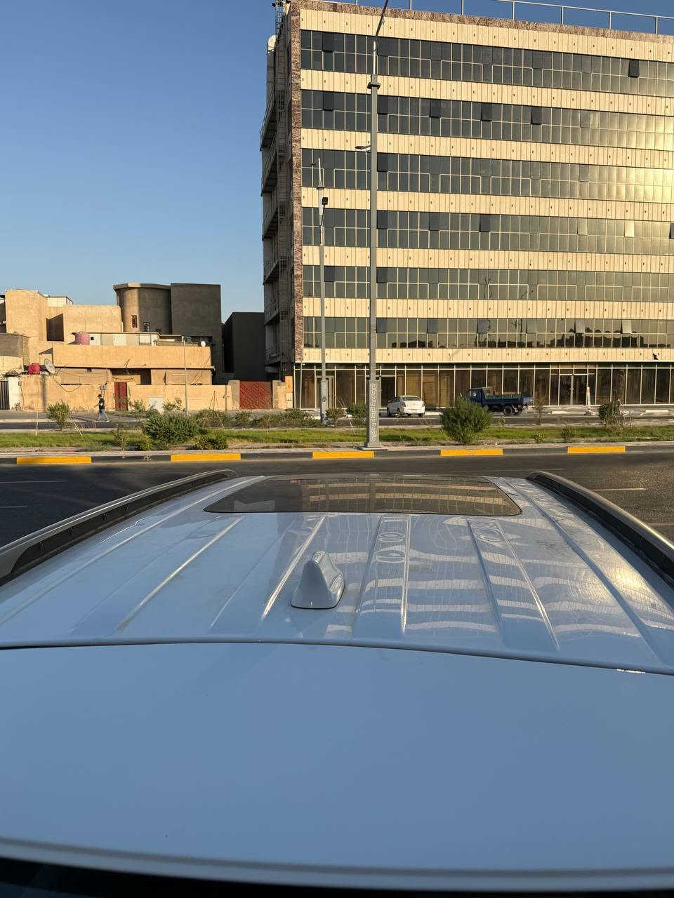 السلام عليكم سياره فورد اكسبلور مديل ٢٠١٦ فول مواصفات
مكينه ٤ سلندر ٢٣٠٠ تيربو
دواخل جلد
فتحت بنرامه
دخول ذكي
تشغيل عن بعد
بيه اهواي مواصفات
صرفيته كلش حلو

سبعه راكب
حادث مالت أمريكا موجوده صوره
سعره ١٩٠ او بيه مجال عنوان بصره نطران قرب معمل البسامير رقم الجوال ***********
