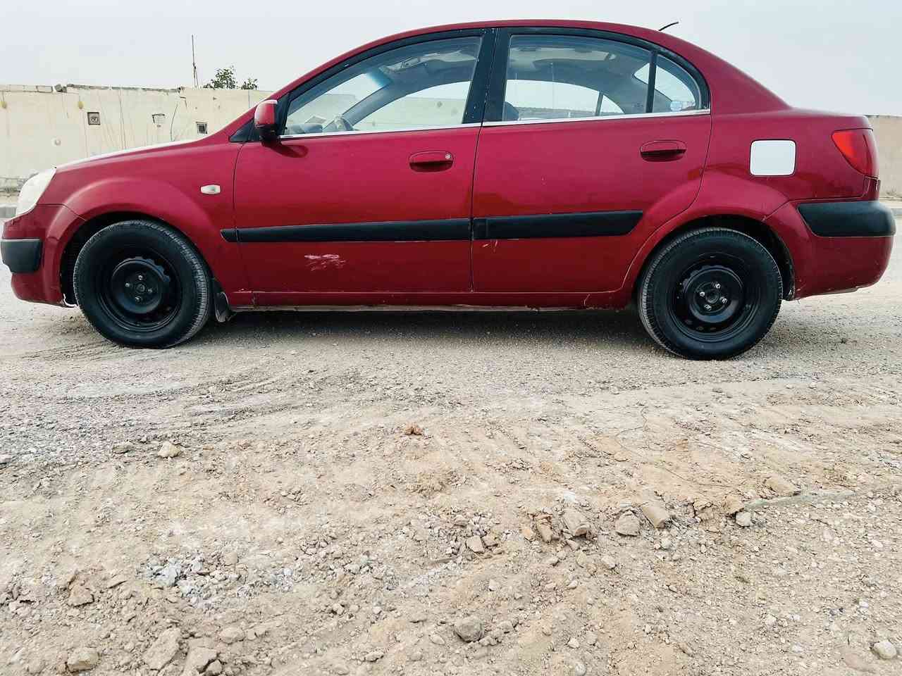 السلام عليكم كيه ريو موديل ٢٠٠٦ سنويه ماساقطه كير ومحرك جدد مكينته ١٦٠٠حداديه تخم تاير جاهزه ظربه قويه مابيه رقم حله مكانه نجف السعر ٦٦ بيه مجال للاستفسار الاتصال على الرقم ***********
