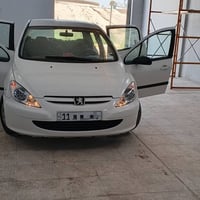 بيجو 307 سياره     موديل 2005  حلوه ونضيفه  السياره مابيها نقص برغي تر...