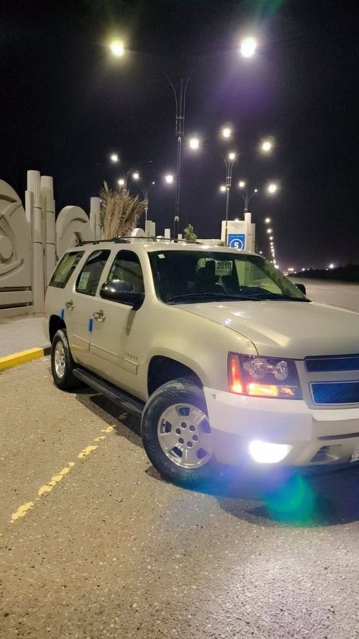 سلام وعليكم سياره تاهوو ادواات ادووات 2010 اصل خليجي حاجزلها سياره  فووول مواصفات  ماعده التنته كفاله كفاله من الكصه  والسرقه والانتربول والضربه كير ومكينه وتبريد تدفئه وحداديه  وتخم تاير بجيس الويلات سياره كامله  مكمله متاومه ارقام وسنويه شاشه الاصليه غرفتها شرط بجيس بجيس دشبول نضيف  لايتات منضومه زنون كهربايات شرط كلهن شغاله حساسات كامره خلفيه سبير جديد تحكمات شغاله  شوي مجورده سياره السعر 82 وبيها مجال مكاني البصره قبله ***********.... كل تفاصيل ذاكرهن لحد يخابرني يكلي شبيها ما بيها
