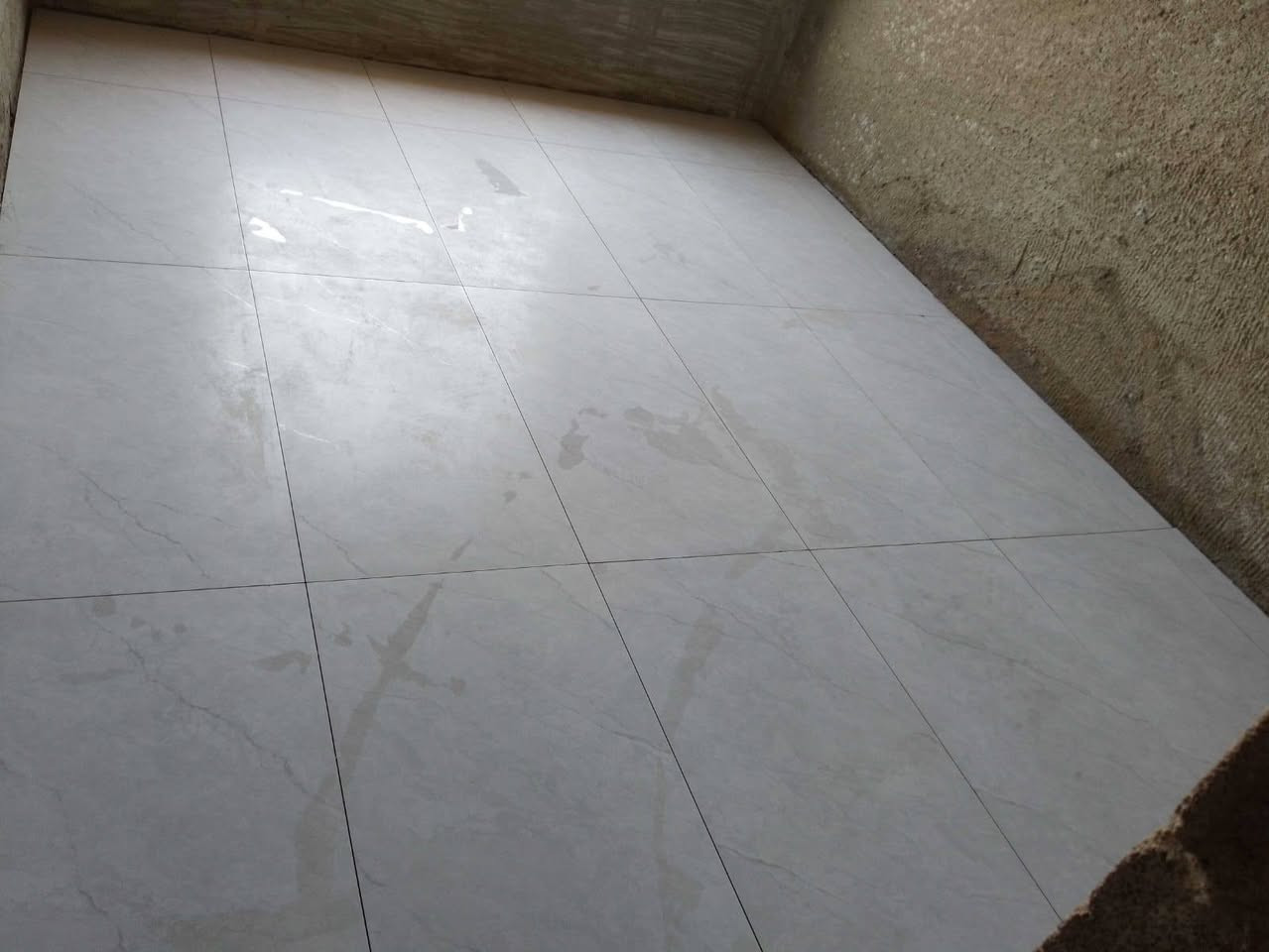 كادر من الموصل متفرغين حاليا شغل درجه اولى وأسعار مناسبه جداري وارضي متواجدين في كربلاء ***********
***********
