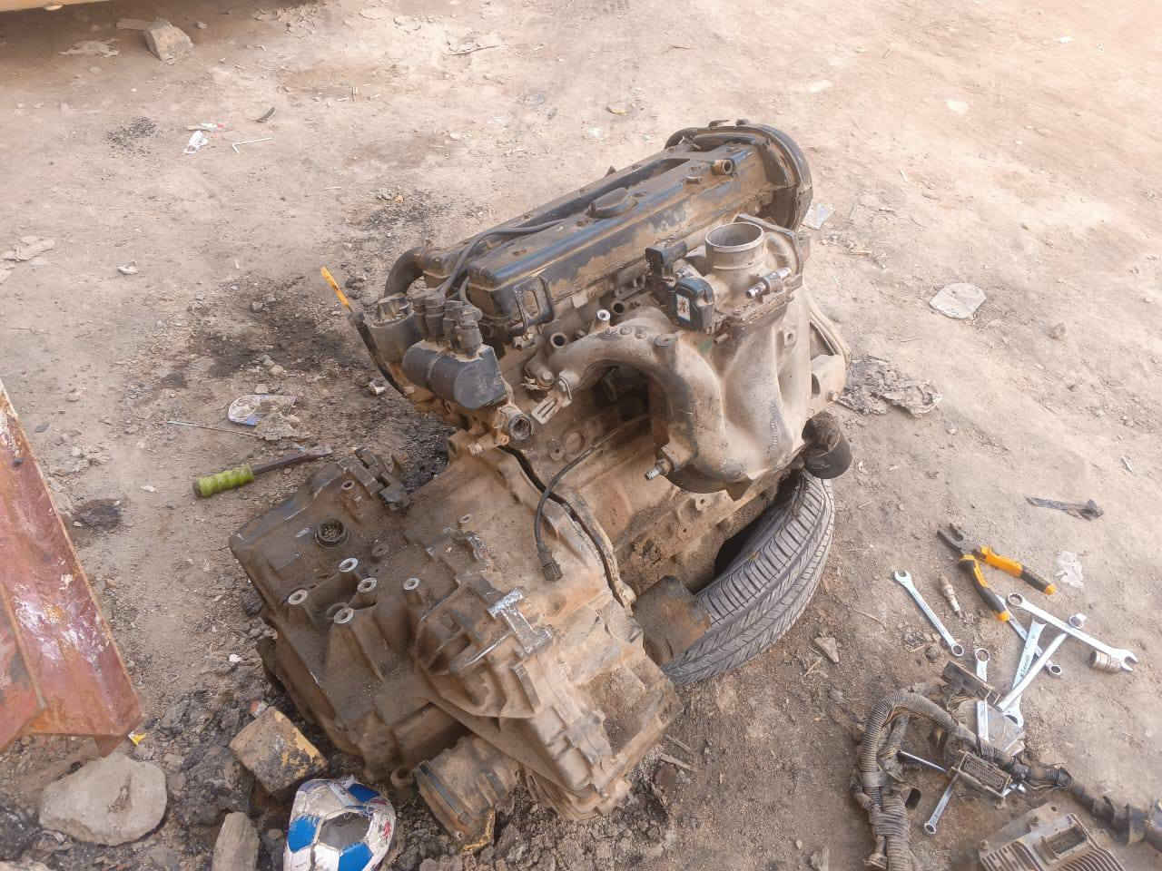 سلام عليكم مكينه فورنزه للبيع  هيه او كيرها اوتفرعاتها او ضفيرتها او عقل للكير او للمحرك او داينموا اوسلف اوكمبريسر كامله بيها خيط بخار قليل بداية نكره سلف شغالة  ناصرية مركز *********** السعر 350
