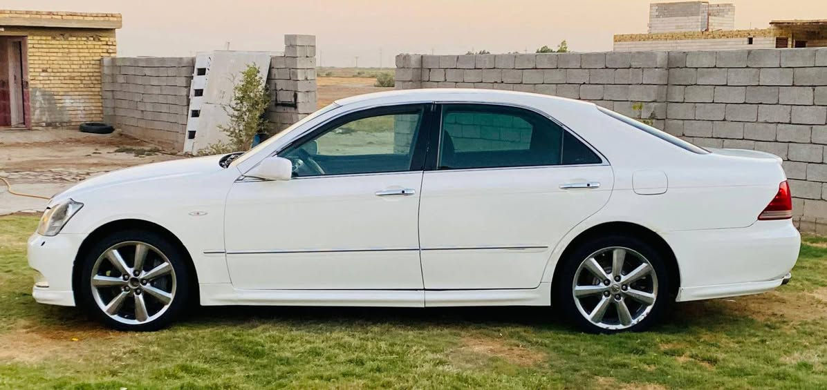 السلام عليكم للبيع 👇
شاهينه 2007 ادوات كصة جنطه
متومه رقم وسنويه شمالي
دخول جديد ماماشيه بالعراق
دواخل اسود ملكي 
3دكم و5بصمات ترحيب بالمرئي
شاصي 82
سياره جاهزه ع اخر حبايه
السعر 43وبيه مجال 
عنوان ذي قار
للاتصال ***********
