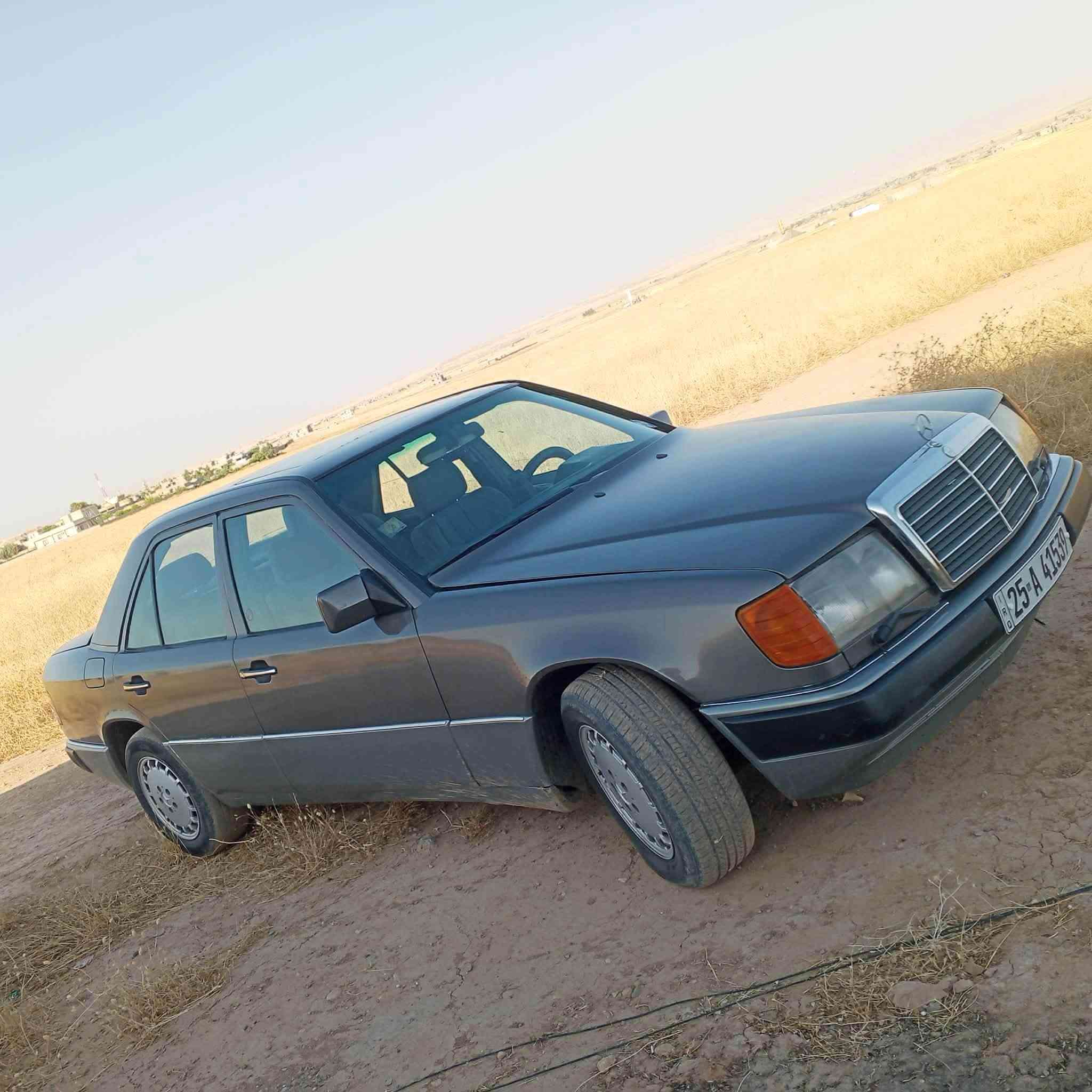 اعادة نشر بسبب الوعود غير صادقه
مارسدس دب موديل 1988 محرك كير بطه  vvt 2500 بشرط تبريد ثلج سيارة بدون حادث بدون معجون صبغ جماليه فقط بدون خيسان جديده ربع ماتصرف عليها صاحبها الشرعي بگيارة تحويل ثاني يوم السعر 55 بيها مجال قليل اتصل وتدلل ***********
