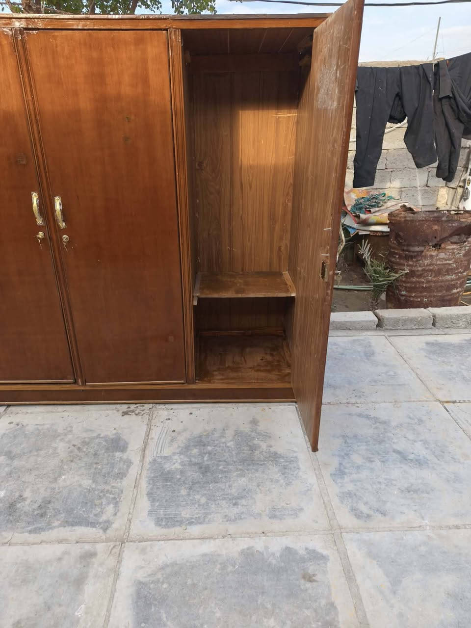 كنتور صاج ابو ٣ تزكام اخو الجديد
١٣٠

‏‪0788 746 2170‬‏
