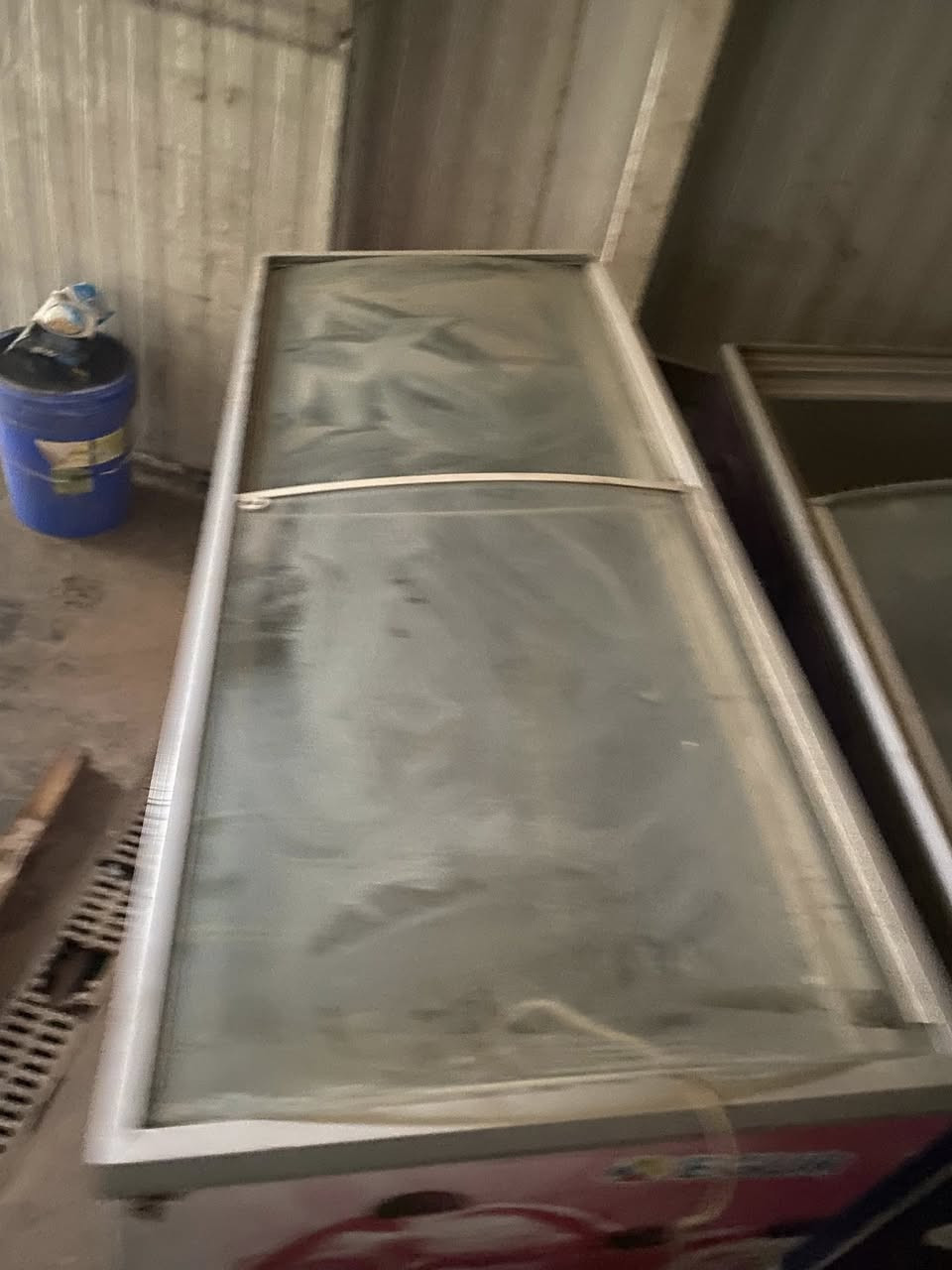 عوارض للبيع العنوان بغداد ***********
