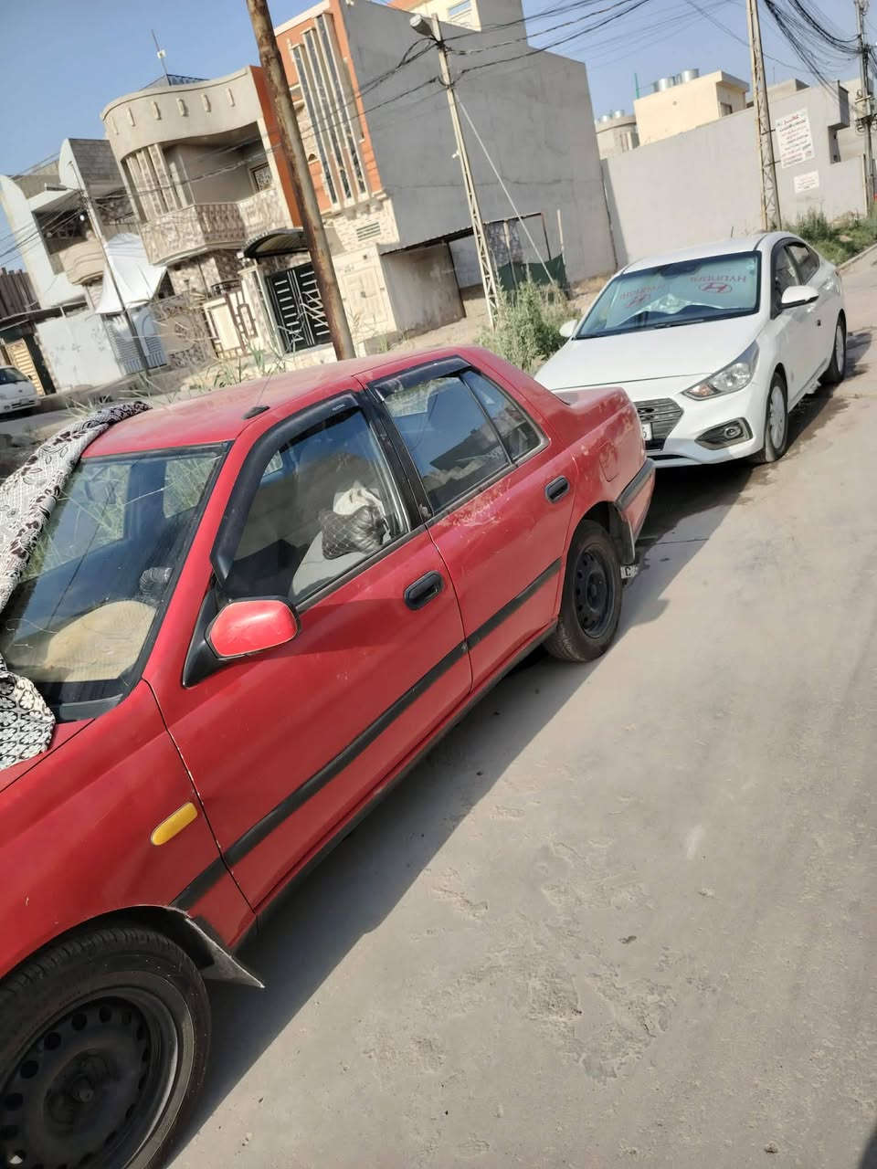 السلام عليكم
مكلف بل نشر 
سياره نيسان صني موديل ٩٢
جامات كهرب
ستيرن بور
رقم مسطرة جديد
كير عادي 
٤ابواب صبغ معجون قليل
شرط التحويل
السعر ٣٧ وبيها مجال قليل 
***********
