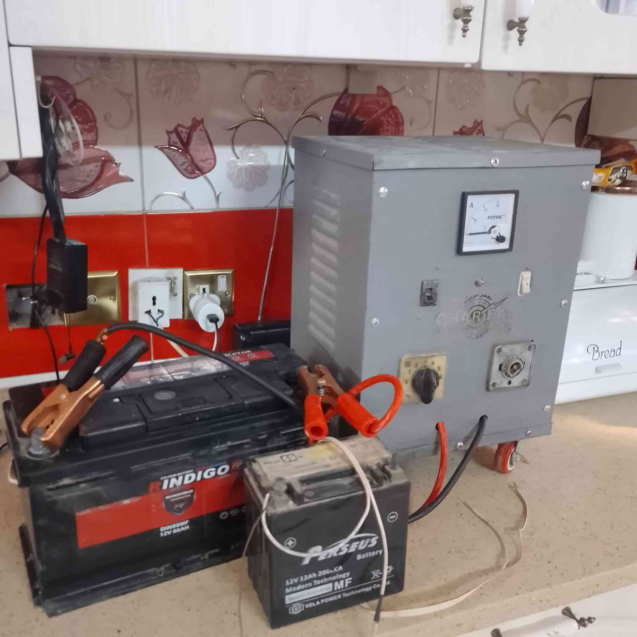 شاحنة 24 و12 فولط شغاله بلاديه مال أول سعر 175 بغداد زيونه


**إذا كنت صاحب هذا الإعلان وتريد حذفه لأي سبب، رجاءا أرسل رسالة إلى الدعم الفني**