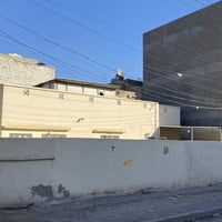 بيت للبيع • ٣٠٠م • القنات