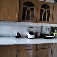 كاونتر خشب مترين مع سنك المنيوم متر ونص السعر 200 الف المكان الامين ال...