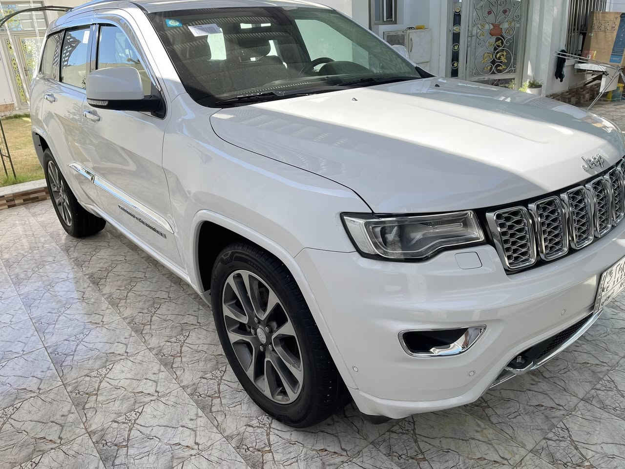 السلام عليكم
جيب اوفر لاند خليجي فول للاخير موديل 2018 رقم بغداد دولي كفاله عامه والسونار مرفق مع الصور ماشيه 115 الف كيلو 

مكاني خالديه

السعر 28500$$ بيع او مراوس

***********
