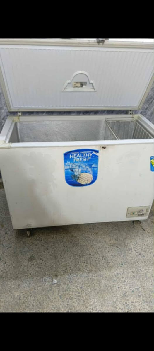 اغراض للبيع كلهن شغالات ع فحص مكان حي اور
اسال واجاوبك


**إذا كنت صاحب هذا الإعلان وتريد حذفه لأي سبب، رجاءا أرسل رسالة إلى الدعم الفني**