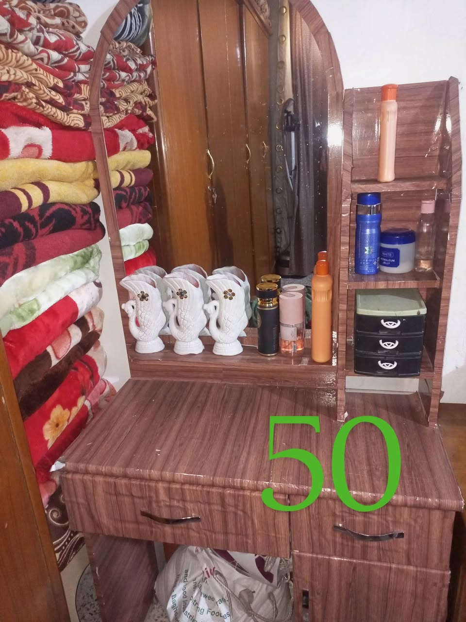 غراض لبيع كلمن وسعرة مكتوب الاستفسار خاص او واتساب *********** مكان النجف
