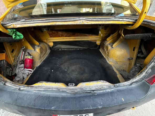 اسلام عليكم رينو لوكان مديل 2009كير مكينه مكفولات كشر بي اخياس قليل ملقطه مكفول من الضربه السعر 35وبيه مجال الاتصال  ***********
