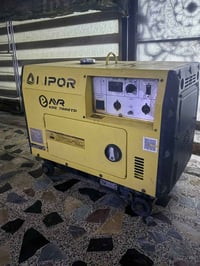 مولده  كاز .كاتم .  7 كيفي 28 امبير . مولده كلش نضيفه مستخدمه شي قليل ...