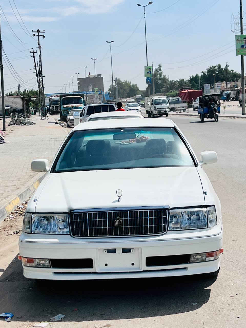 سلام عليكم راس ثور للبيع مديل 1996  رقم دولي جديد سياره جديده رقم الموبايل ***********
