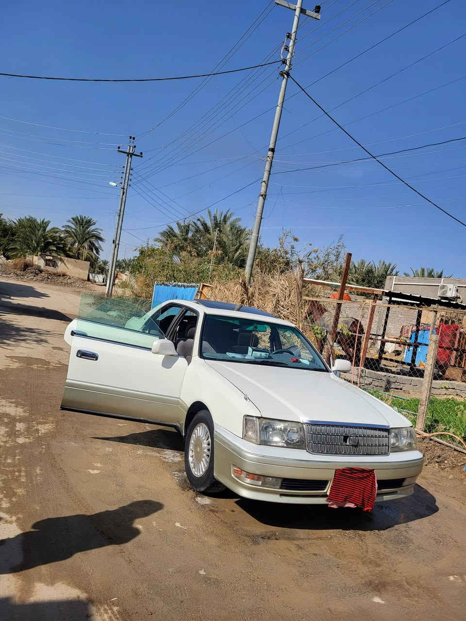 السلام عليكم 
راس الثور فلات كرستال أصل فول فتحة... محرك ٣٠٠٠ في في تي 
رقم بصرة سنوية ل ٢٧
السعر ٧٩ 
باقي التفاصيل عالخاص  ***********
