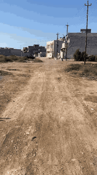 السلام عليكم 🏠 يوجد بيت لبيع مقابيل الجزيرة مساحته 50متر سندويج سعره 38مليون الاستفسار 📞 ***********
