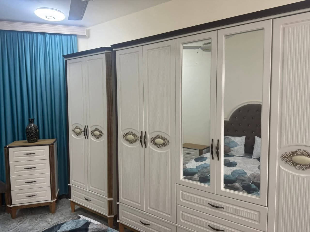 غرفة نوم تركيه للبيع التواصل على هذه الرقم ***********
