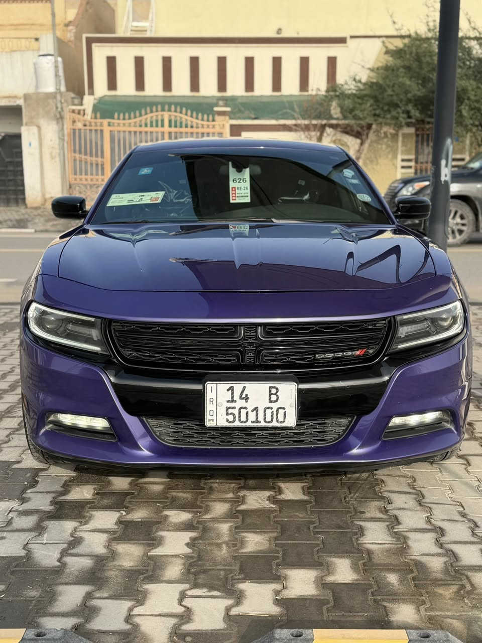 السلام عليكم دوج جارجر مديل 19 معلايه 23 لون مميز مكان السيارة بصره بيع أومروس ***********
