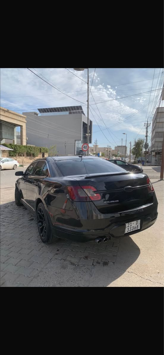 فۆرد تۆرس 2010 
بێ سبوغ 

ڕەقەم و سەنەوی نوێیە 
ڕۆیشتن 185 km 
نیو مواسفات 

نرخ ٩٩مجال
***********واتسب أربيل, العراق
