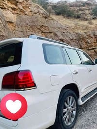 صلي على محمد وآل محمد سياره لكزز معروفه بل مواصفات مكفوله. كفاله عامه ...