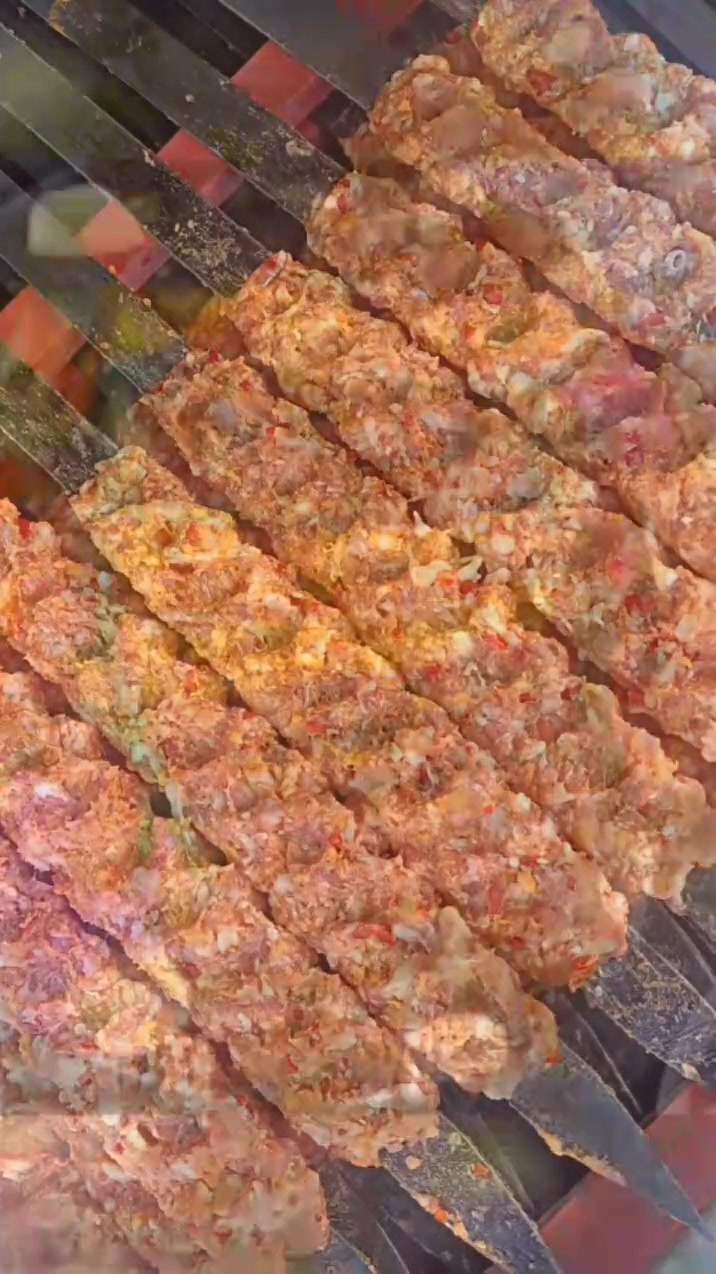 من مشويات حسين السامرائي للحجز واتس اب ***********
