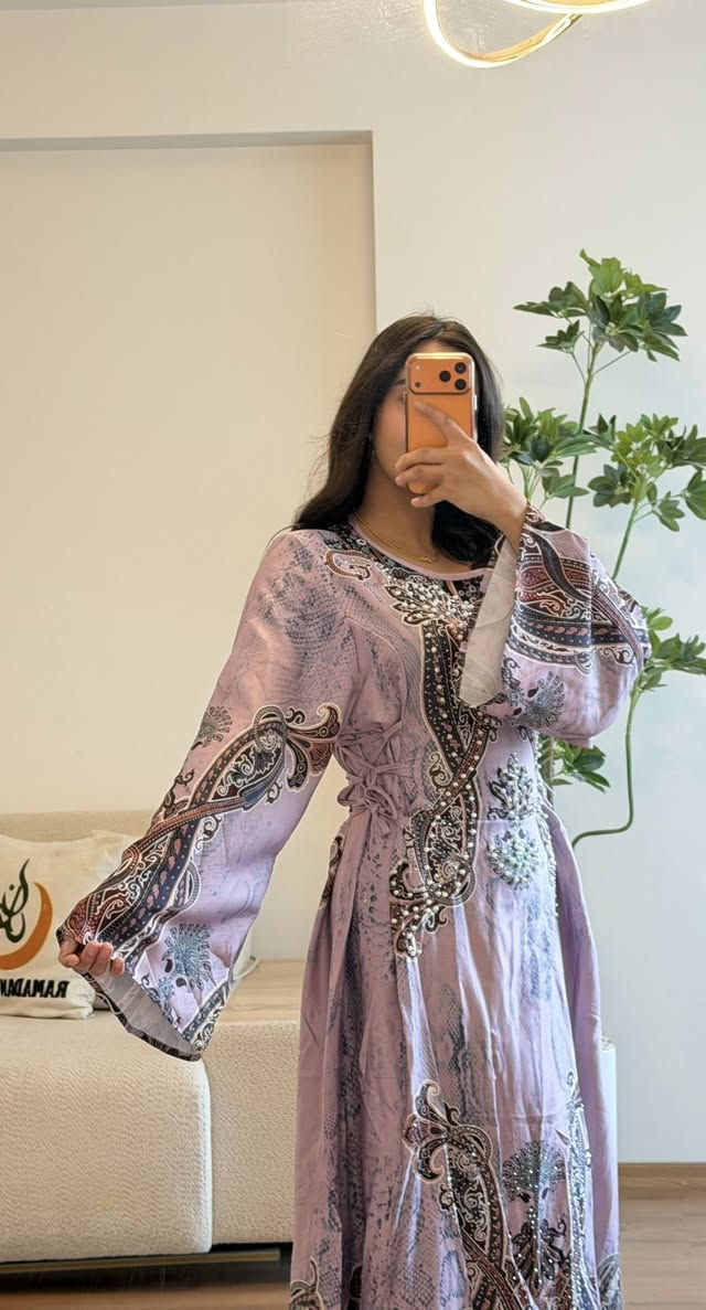 إذا تحبين التميّز 👑
مخاورنا الإماراتية تجمع بين الفخامة والراحة، تصميم أنثوي وقماش يبرد على الجسم 💫
قطعة وحدة تكفي تخلي إطلالتك حديث الكل سعر القطعه فقط4️⃣0️⃣الف يوجد توصيل كافه محافظات العراق🚕


**إذا كنت صاحب هذا الإعلان وتريد حذفه لأي سبب، رجاءا أرسل رسالة إلى الدعم الفني**