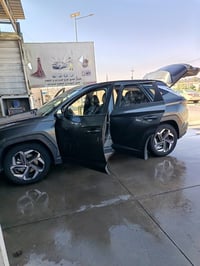 تكسون • ٢٠٢٢ • بدون رقم