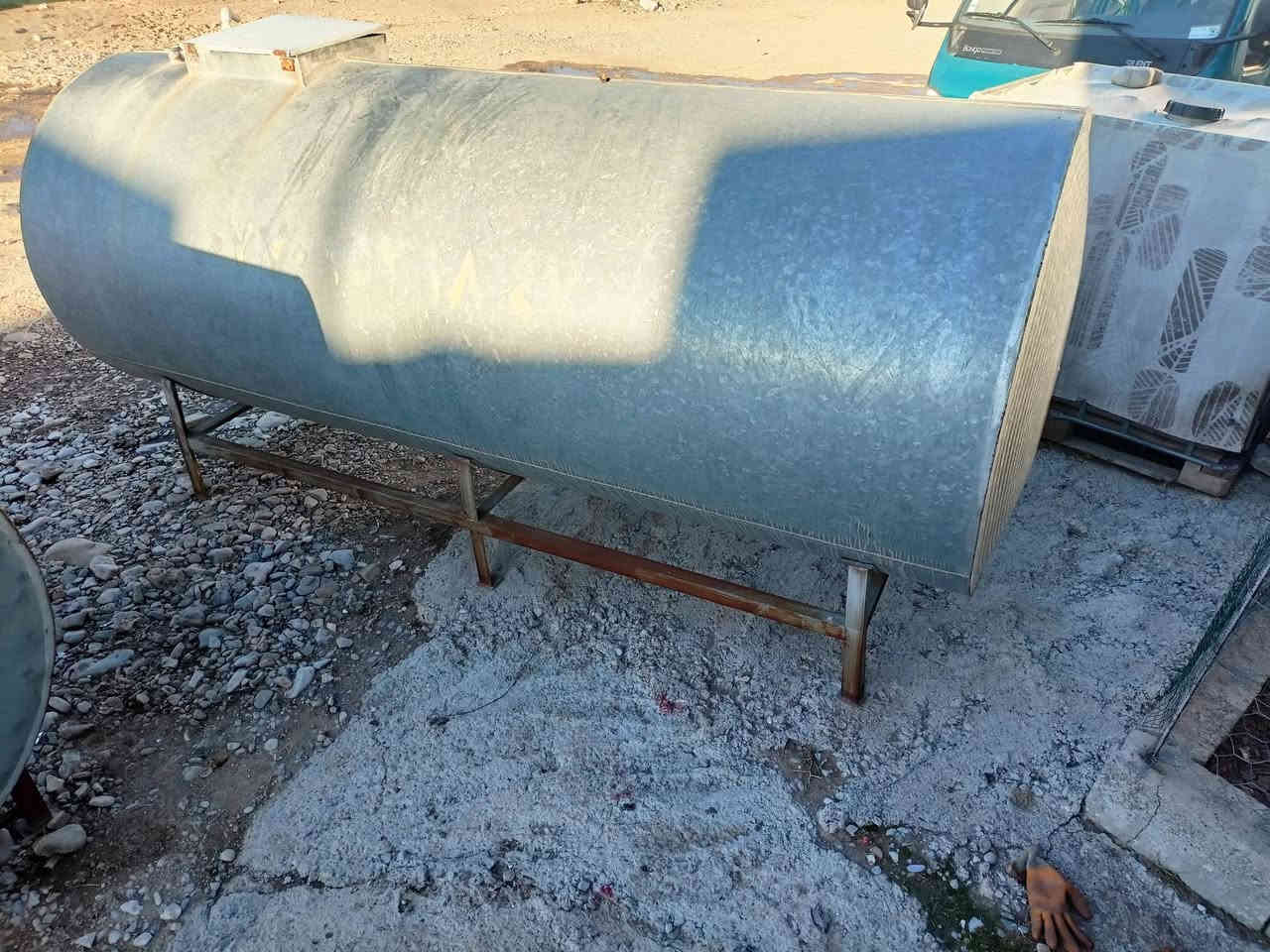 بۆ فڕۆش
16 بەرمیلە
ناونیشان. سلێمانی کانی با
***********
***********
