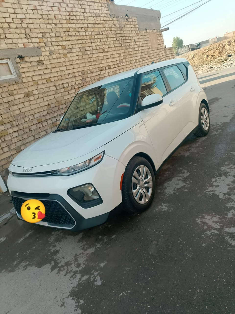 السلام عليكم شباب عندي سياره كيه صول لون الابيض حلوه نضيفه كلشي مابيه جديده رقمه نكليزي موديل 2022 سعره بل قسط بيعه تريد تفضل خاص هذه رقمي بي واتساب ***********
