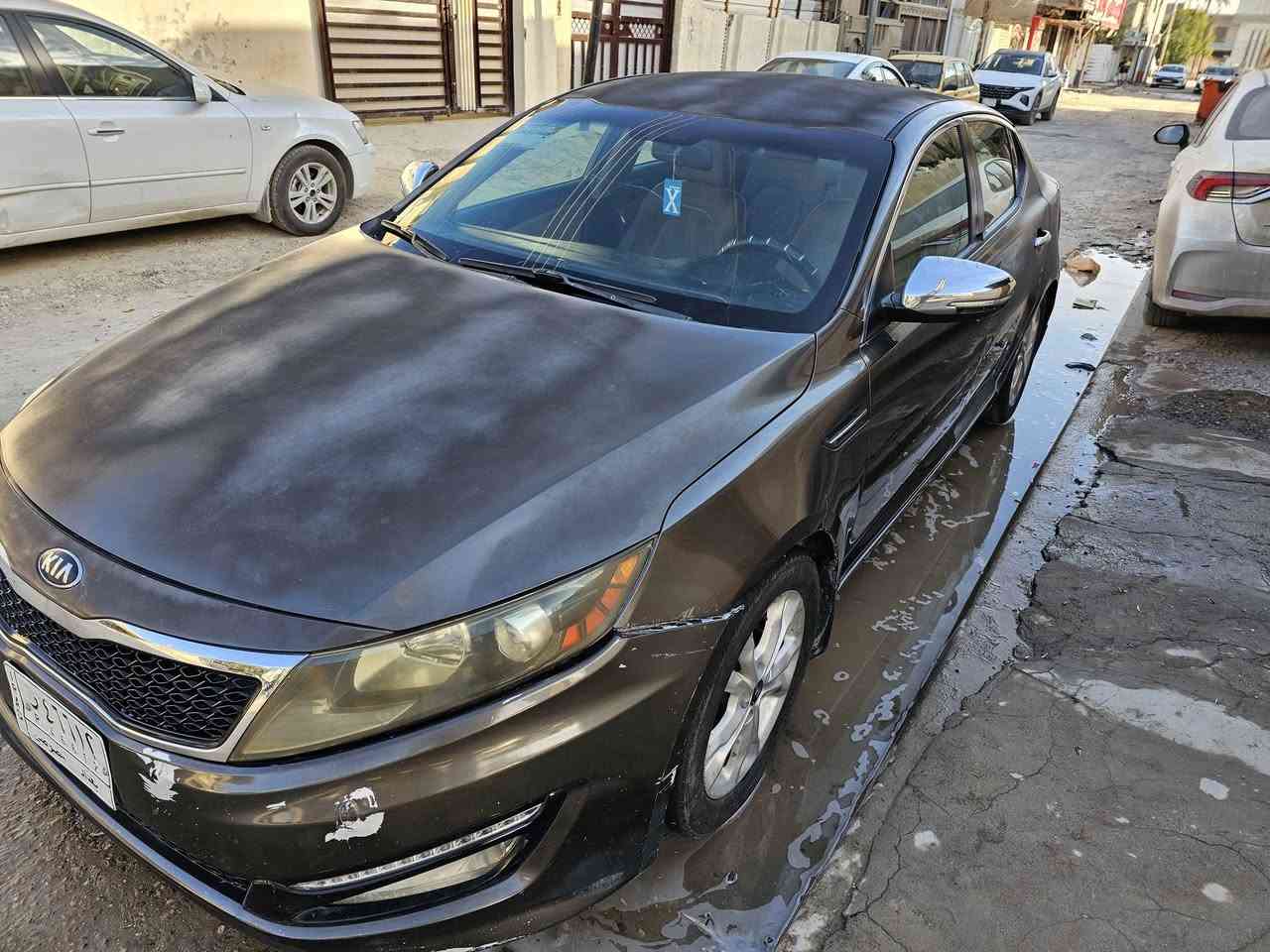 🚗 كيا أوبتيما 2011 للبيع - السيارة "نصبة" وجاهزة
يا الله، للبيع كيا أوبتيما موديل 2011، سيارة مال بيت ونظيفة جداً بأسمي تحويل ثاني يوم. 
🔍 المواصفات:
 * الكير: عادي (نشط جداً).
 * المسافة المقطوعة: 100+ ألف ميل.
 * البودي: بيها جراد (صبغ الشركة) وبدون حوادث قوية.
 * التبريد: ثلج ما شاء الله ❄️.
 * الإضافات: كاميرا خلفية + إشارات بالمرايا.
💰 السعر:
8,000 دولار (80 ورقة)
وبي مجال قليل للطيبين والشراي المباشر.
📍 المكان: [بغداد حي العامل مجاور مسبح الرافدين]
📞 للاتصال: [***********] واتساب متوفر
> ملاحظة: السيارة جاهزة من كلشي، تنگر سلف وتوكل بالله. Colombo, Sri Lanka
