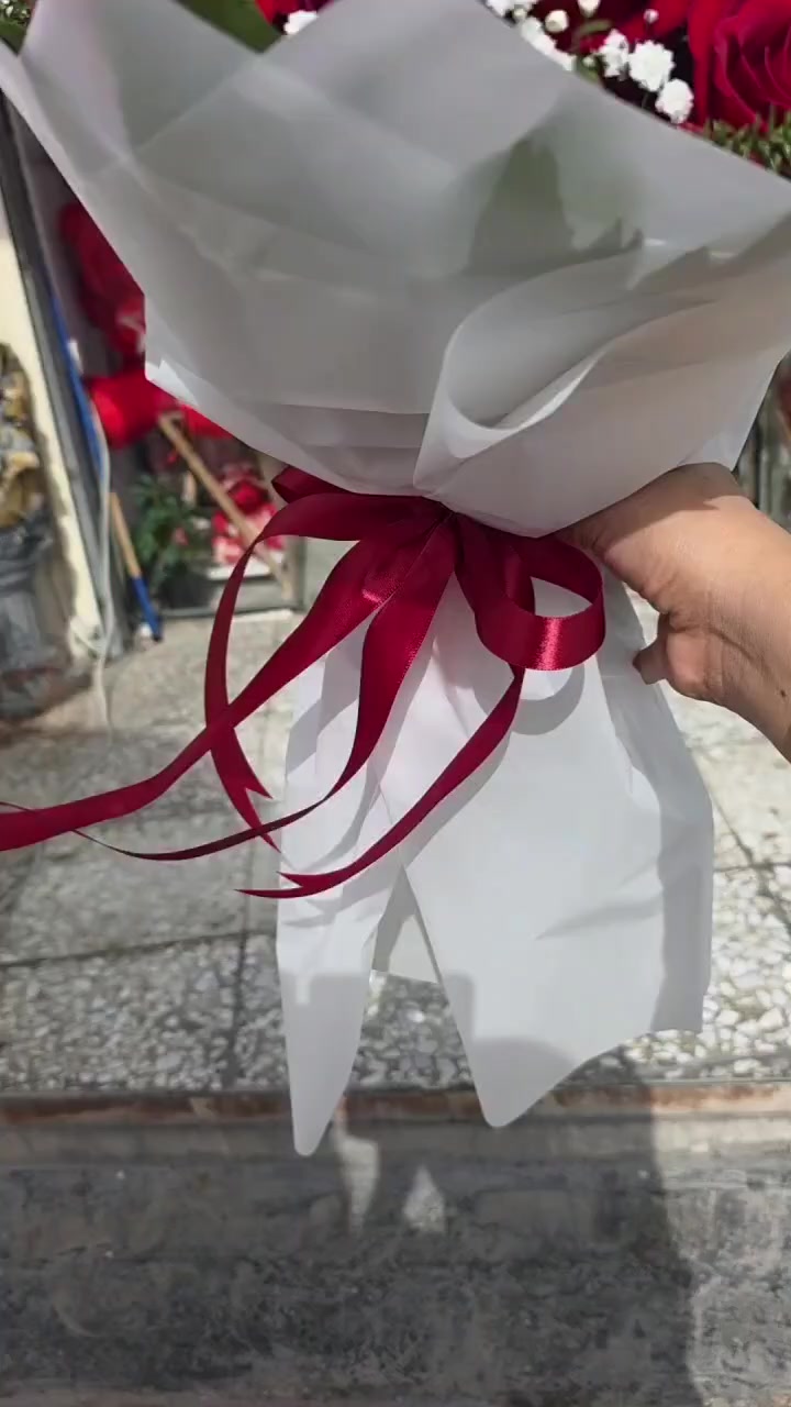 عد Asola Rose | عسولة روز 🌹
ورد مرتب وتنسيق يطلع بذوق 💐
📍 حي القاهرة – شارع الضباط
📞 ***********
