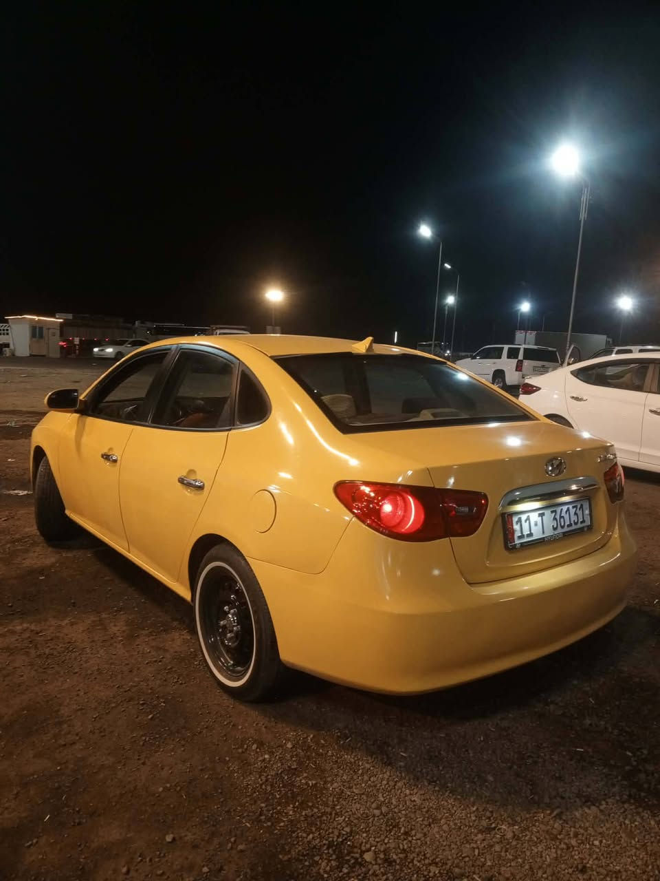 السلام عليكم
الانتره موديل 2007 امريكي حادثه جاملغ وبنيد فقط 
سياره ليبل واحد كير محرك سياره خير من الله تبريد شغل 
مكاني بابل نيل ناحيه الامام سياره رقم بغداد بسمي مصفره هيه وغرمات سعر 88 وبيه مجال ***********
