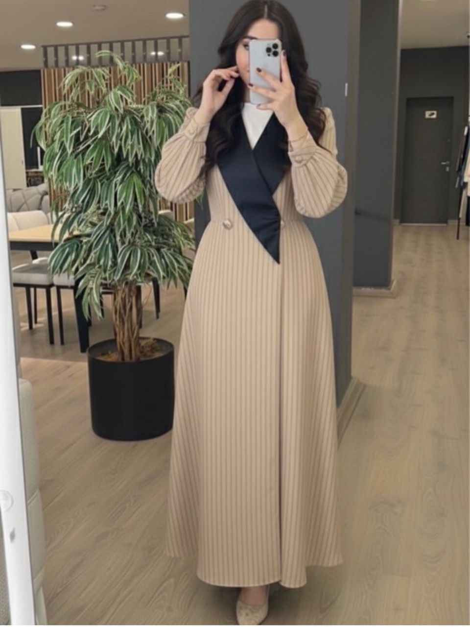 فستان رسمي❤‍🩹

خامة هوريم دابل تركي
38-40-42-44-46-48 بغداد, العراق


**إذا كنت صاحب هذا الإعلان وتريد حذفه لأي سبب، رجاءا أرسل رسالة إلى الدعم الفني**