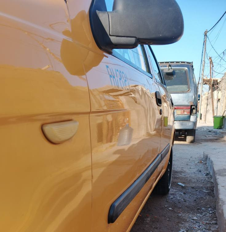 ‏سلام عليكم طيبة للبيع2015 رقم بغداد انكليزي بسمي مصفره هيه وغرامات  كير مكينه نضيفات بيها  دوسه اليمنه وهلال واحد معمرات بس   ماشيه140 سياره جديده  بمعنه كلمه صدر جديد شواصي شركه تخم تاير خط ابيض ويل  باتري داينمو سياره شركه   تبريد   مادري اشبي الله شاهد. سياره جديده سبير جديد مازدات جدد باتري جديد قطره جراد مابيها. داخلها يخبل دوشمه تنته كله جدد   نصبتها حلوه.   سعر40 بيها مجال قليل مكان بغداد الاورفلي الاستكشاقات رقم او واتساب ***********
‏
