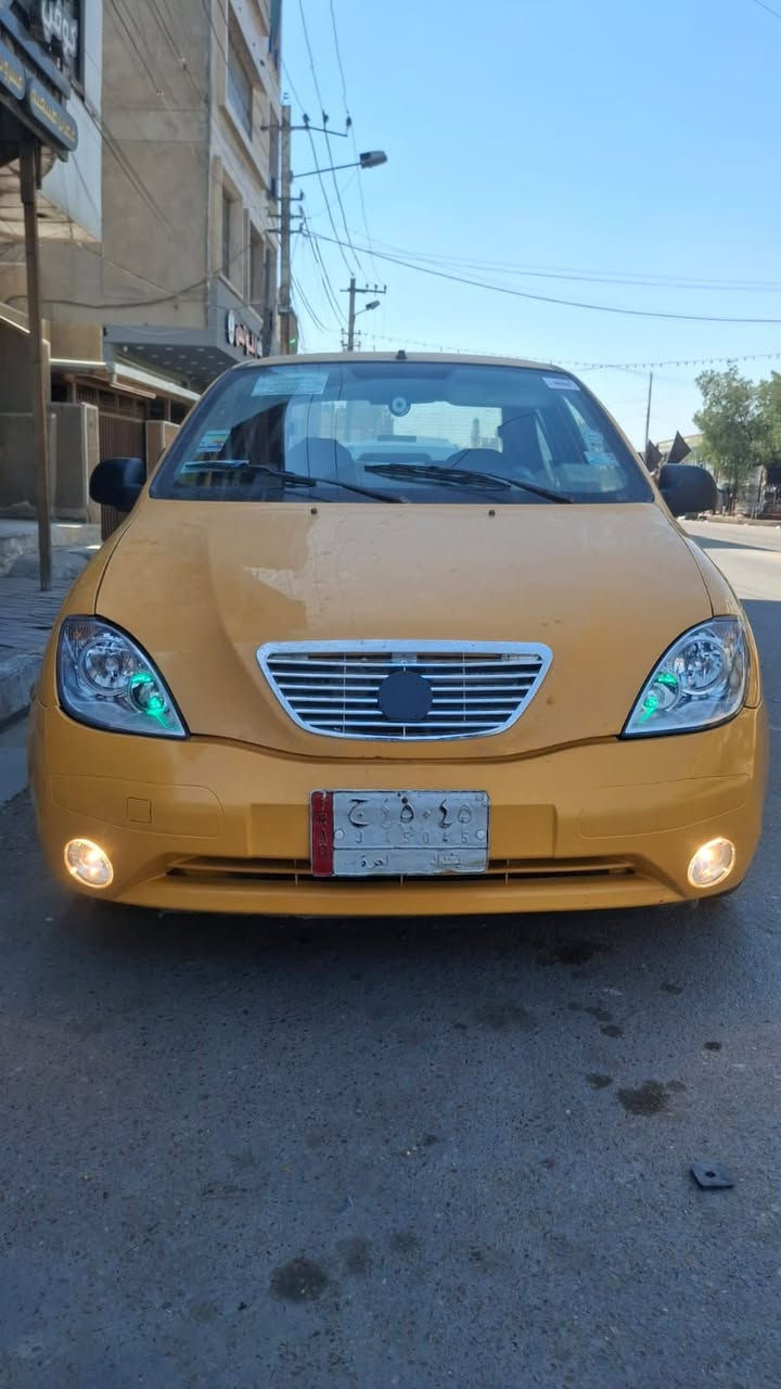 سلام عليكم طيبه موديل 2015بيه صبغ بين الباب ولجاملغ اثر شخوط فقط كير محرك تبريد خير من الله شواصي صدر امامي خلفي 
تخم تاير هستوني شاده 
السعر 36بيه مجال للطيبين 
العنوان بغداد النعيريه الستفسار 
***********
