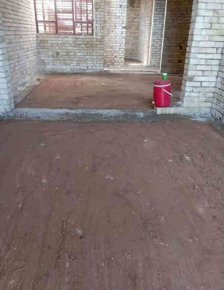 يوجد كادر خباطه   صب ارضيات
تدخيل سبيس وحدل تطليع اتراب وحدل قفاز  ترميم بيوت  قلع كاشي 

***********
