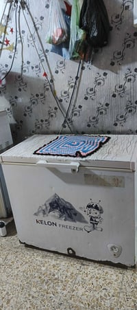ثلاجة • للبيع