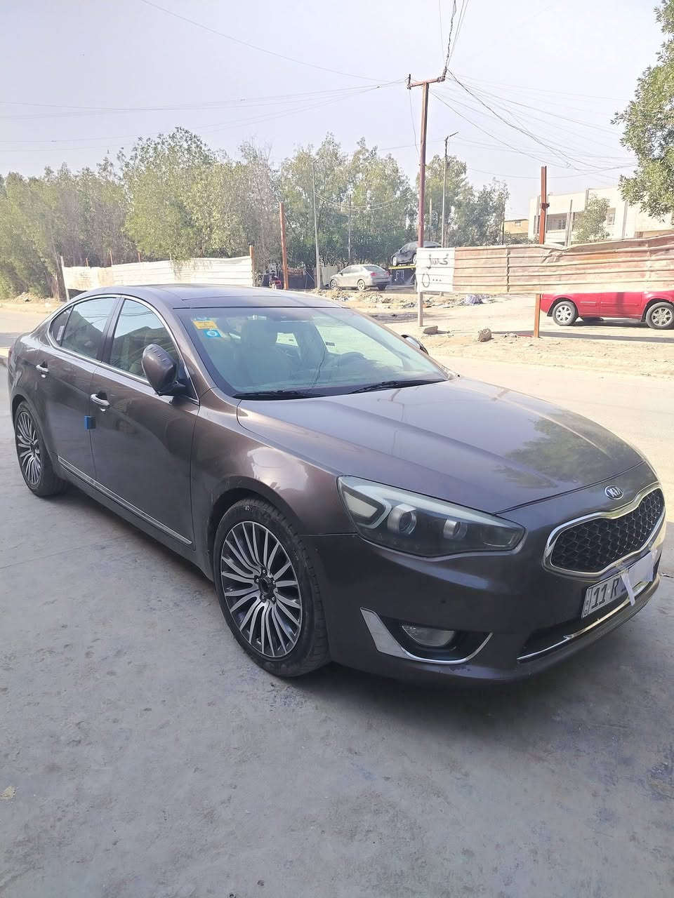 السلام عليكم
كيا كادنزا موديل 2014 وارد خليجي بأسمي شخصيا تحويل ثاني يوم مكينه 3500 سته سلندر ماشيه 98 بيه قطعتين كلير وقطعه صبغ فقط موضحات بلسونار بدون اي ضرر السياره فول مواصفات لمتد 1/1 السعر 115 وبيه مجال للستفسار الاتصال عله الرقم ***********
مكان السياره بغداد الامين الثانيه
