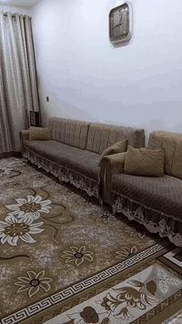 سلام عليكم ديوان للبيع اي ضرر مابي السعر 250 مكان مدينة الصدر الرقم ***********
