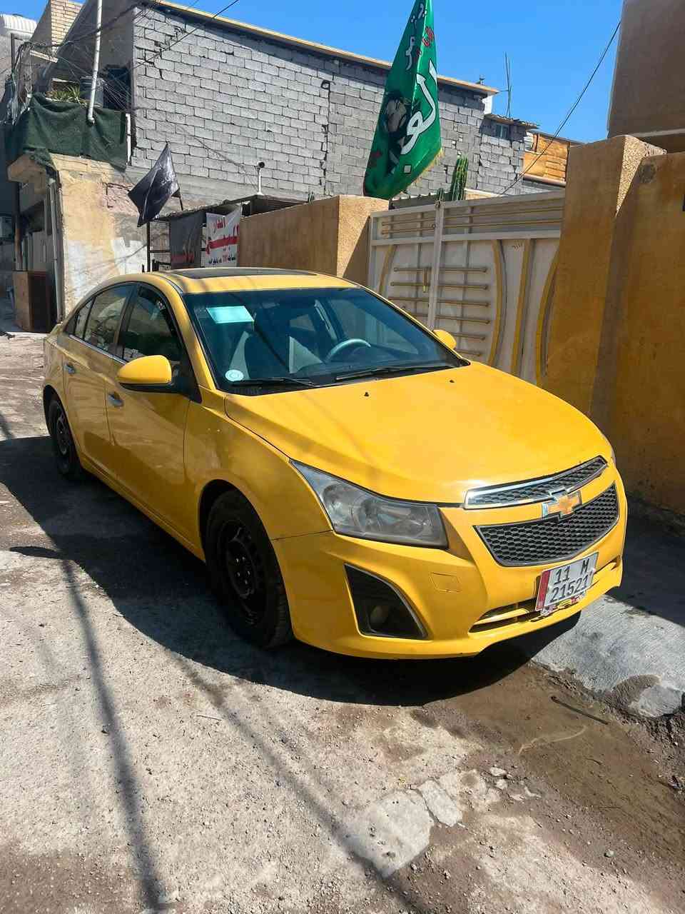 شوفرليت كروز ٢٠١٢ فول موصفات مكينه ١٤٠٠ تيربو كاملة السيارة بيها نقوصات بسيطه سيارة حلوة بدون حادث داخلي كشرها كلش حلو كشر السيارة تبريد ثلج مكاني بغداد البياع سعرها٥٢ وبيها مجال مال نواقص تنزل من سعرها 
***********

