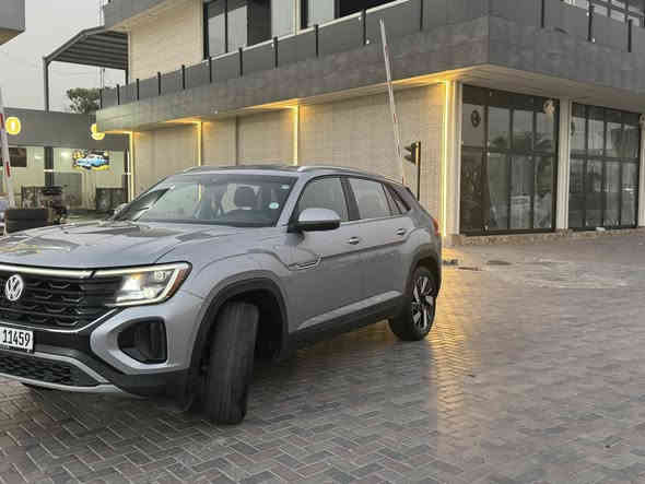 فولكس واكن اطلس 2024
كروز سبورت   Se
خمسة راكب
مكينه 2000 توربو
فول مواصفات ماعدا فتحت السقف
ماشية 26000 ميل
حادث كما موضح بالصورة
كشنات جلد
مقاعد تدفئة وتبريد
صندوك كهرباء
تدفئة ستيرن
قيادة ذاتية
اربع وضعيات قيادة
عدسات متحركة led
اربع ابواب بصمة
كامرة خلفية
تشغيل عن بعد
شحن لاسلكي
سنوية بأسمي تحويل فقط بدون وكالة
مكان السيارة بغداد
للاستفسار :
خاص او الاتصال ***********
