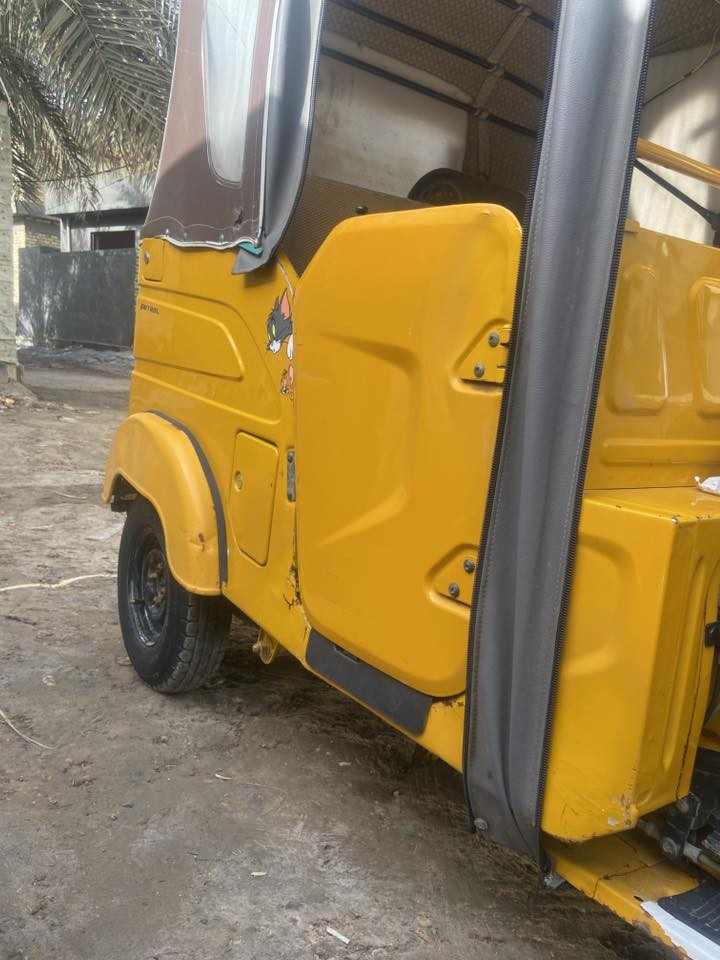 سلام عليكم تكتك 2021كامله للاخير كبل للشغل بيه ضربه شويه بل الغد ومرجعه بارد ومكينتها بوشه وبستم شركه والباقي مكفول التكتك سنويه انكليزي رقمها بالمرور  باسمي تحويل ثاني يوم السعر 7 مليون ***********واتساب فيس متواجد
