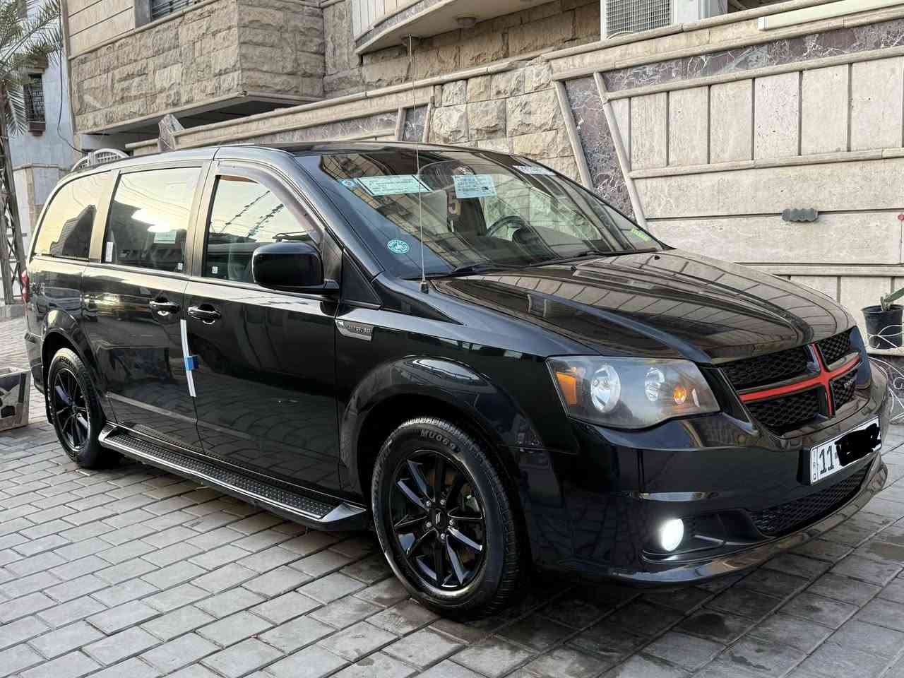 السلام عليكم
دوج كرفان 2019 فئه  SXT وارد امريكي حادثهه جاملغ صفحه اليسره والبنيد فقط صور الحادث مرفقه بالمنشور السياره جديده بمعنى الكلمه مال بيت جاهزه من كلشي ماشيه 87 رقم بغداد بسمي شخصيا مواصفات أبواب كهرباء جنطه كهرباء تحكمات شاشه كامره محرك6 سلندر 3.6 تبريد 3 قطع ويلكب بلاك كشنات جلد + كهرباء   للستفسار الاتصال *********** مكاني بغداد
