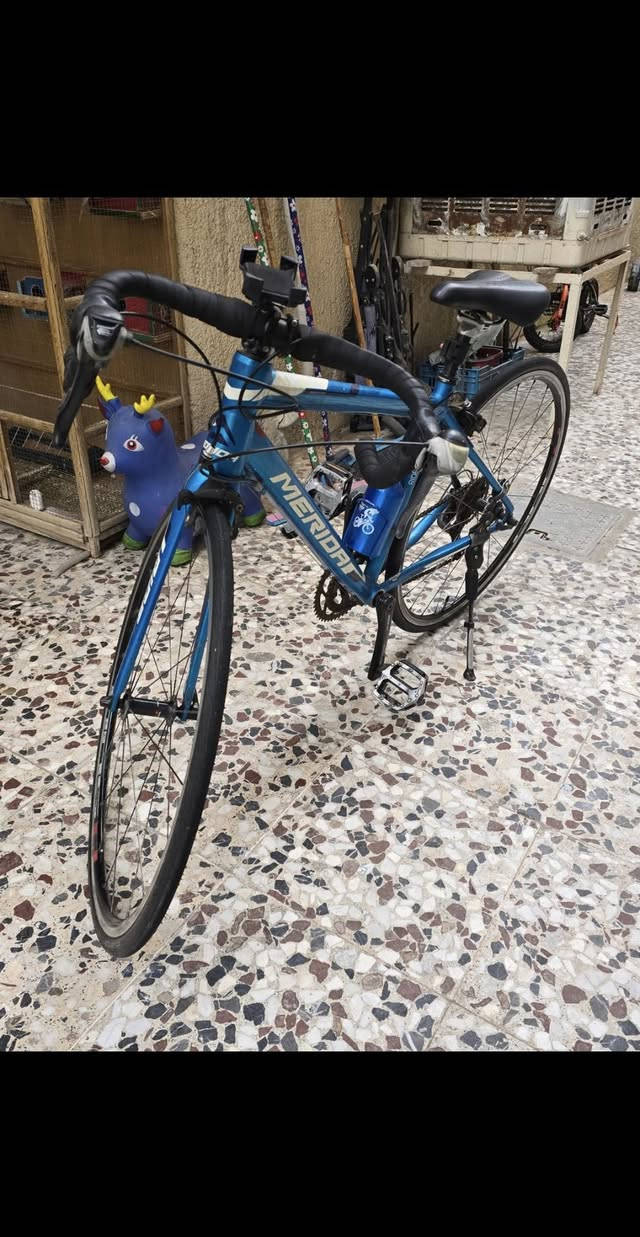 بايسكل للبيع النوع ميردا بايسكل نظيف سعر 285 وبي مجال *********** مكاني بغداد الكرخ
